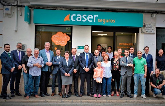 Caser inaugura agencia en Chiva